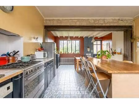 vente maison à saumur (49400) : à vendre / 220m² saumur