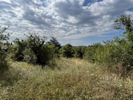 terrain 651 m² charly