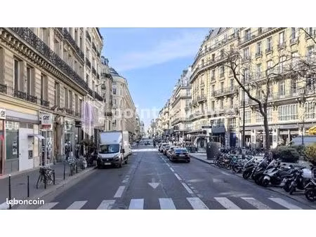 local commercial 60 m²