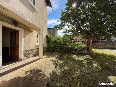 propriété 7 pièces 156 m²