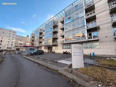 location local d'activité de 102m² - paris 19