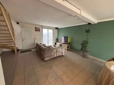 vente maison à meslay-du-maine (53170) : à vendre / 110m² meslay-du-maine