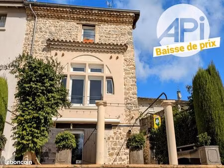 maison 4 pièces 140 m²