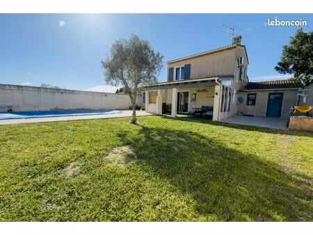 villa 5 pièces 109 m²