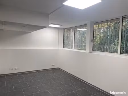 location bureau 130 m² + petite activité de 85 m²