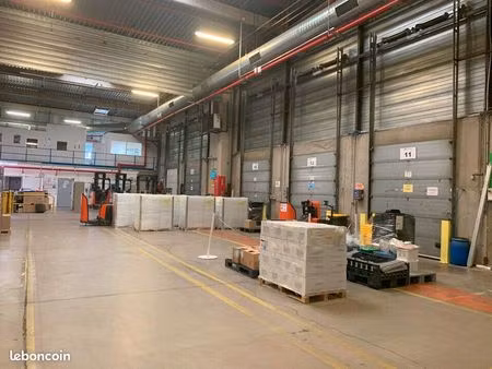 entrepot - logistique 3584 m² venissieux