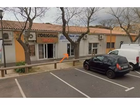 à louer : local commercial de 45m² cc la jonquière