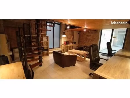 location bureau ou commerce. croix rousse. bas des pentes lyon 1er