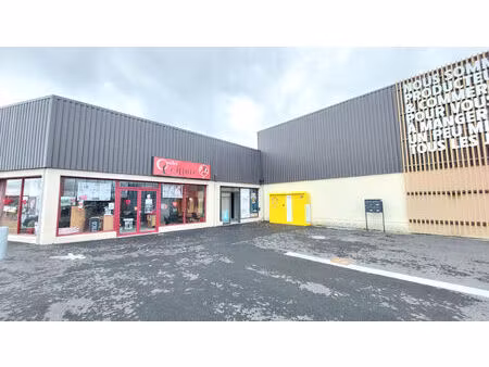 location commerce 3 pièces 52 m² à naintré (86530)