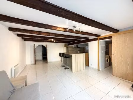 local commercial 70 m²