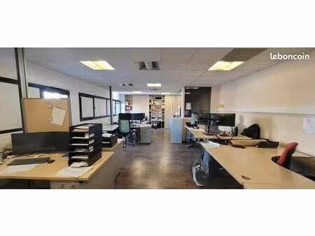 bureaux 340 m²