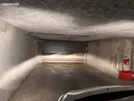 garage souterrain à louer – marseille 13012
