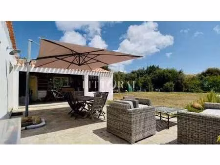 vente maison à port-joinville (85350) : à vendre / 122m² port-joinville