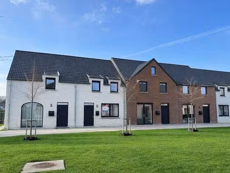 maison à louer à torhout € 1.000 (llf9g) | zimmo