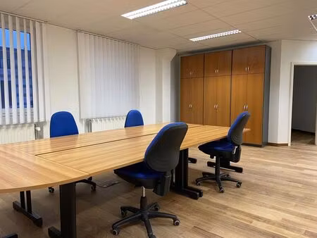 bien professionnel à louer à wavre € 1.500 (lleo5) - immobilière hendrix entreprise | zimm