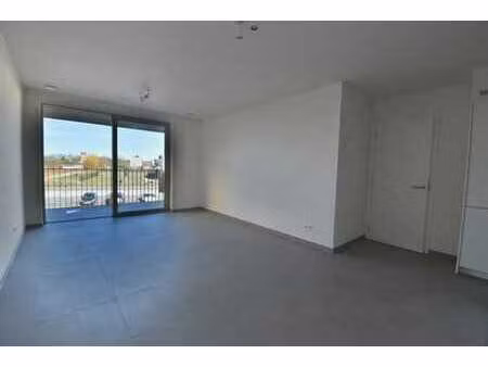 appartement neuf situé dans le centre de maleizen