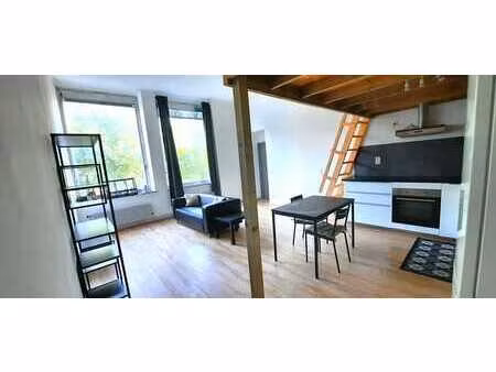 grand studio dans le centre d'arlon