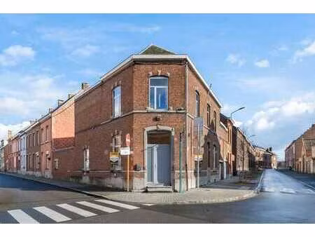 maison à rénover 3ch avec extérieur