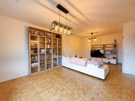 watermael-boitsfort - app rénové (1ch/1sdd) + terrasse