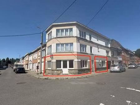 appart. 1 chambre rez-de-chaussée à rénover