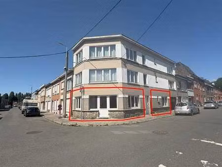appart. 1 chambre rez-de-chaussée à rénover