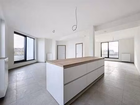 spendide penthouse 3 ch + terrasse