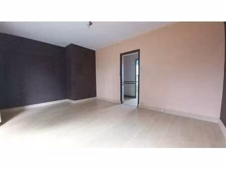 vente appartement 3 pièces à guingamp (22200) : à vendre 3 pièces / 60m² guingamp