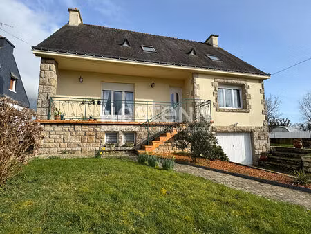à vendre - charmante maison de 5 chambres dans le bourg de pluméliau-bieuzy