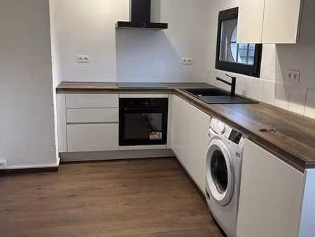 appartement 1 ch. moderne avec cuisine équipée