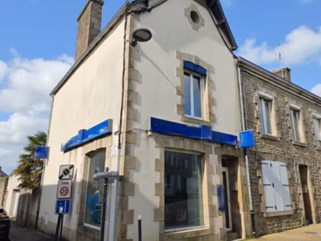 vente bureaux et commerces à pont-l'abbé (29120) : à vendre / 110m² pont-l'abbé