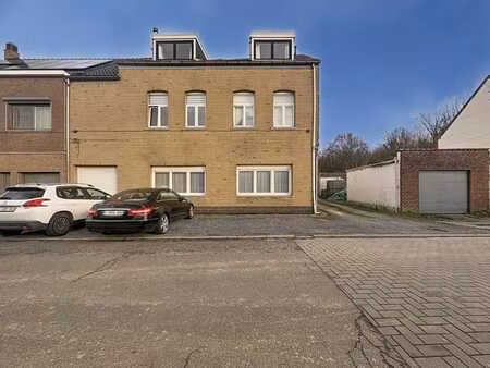 à louer : appartement fermé soigné situé dans la kwakkelstra