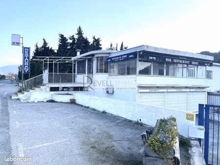 inconnu 4 pièces 163 m²