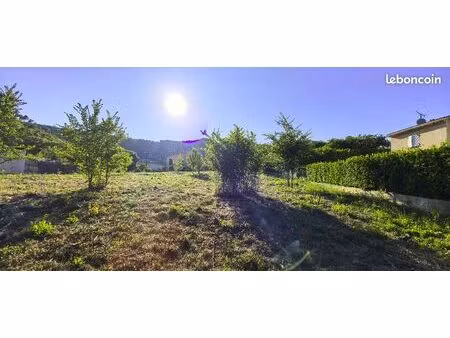 terrain 1 088 m² tourrette levens