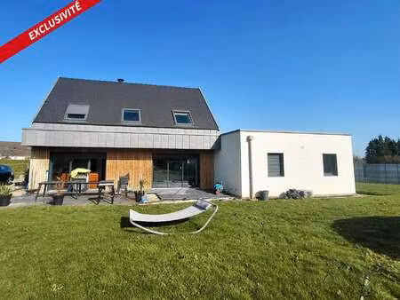 vente maison à larré (61250) : à vendre / 158m² larré