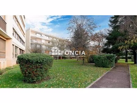 le mée-sur-seine: a vendre – 3 pièces lumineux de 63 m2 avec terrasse et cave à le mée-sur