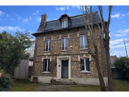 maison mantes la jolie 10 pièces 409 m2 centre ville pisicne couverte