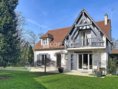 maison vernouillet 6 pièce(s) 200 m2