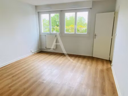 location appartement 3 pièces 58 m² à orléans (45000)