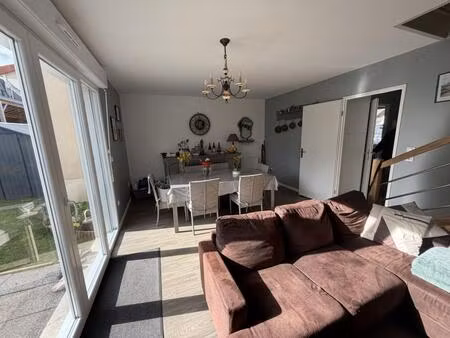 idéalement situé sur bornel