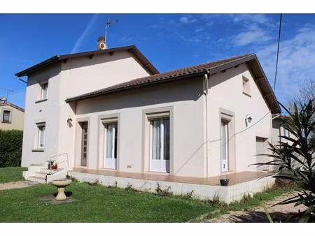 maison t4 a grenade  a 5 minutes du centre ville