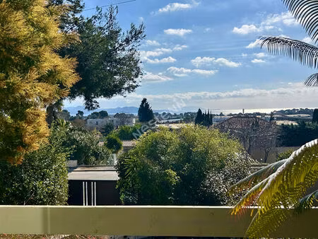 maison - t5 - studio independant - vue mer- la ciotat