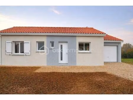 maison de 71 m² à limons