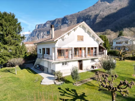 grande maison familiale 226 m2 sur 2 110 m2 de terrain à sai