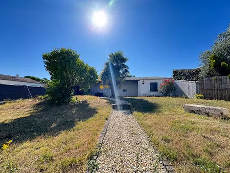 vente terrain 244 m² à montroy (17220)  93 000 €