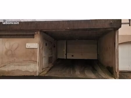 place de parking centre-ville