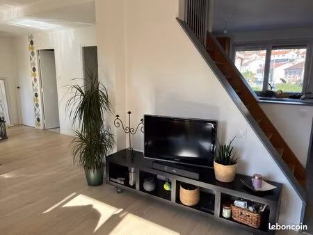 location chambre dans maison jardin