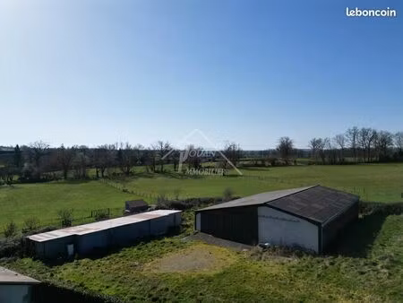 maison 1 pièce 305 m²