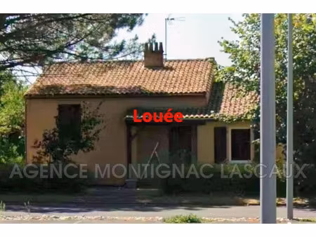 location maison 4 pièces à sarlat-la-caneda (24200)  900 €