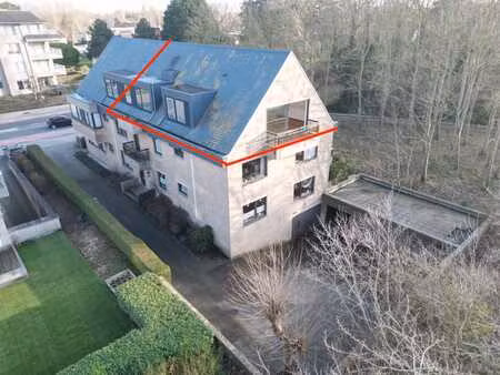 appart énormement spacieux - deux chamb. - oase de calme!