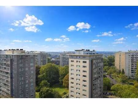 studio penthouse vue dégagée à rénover